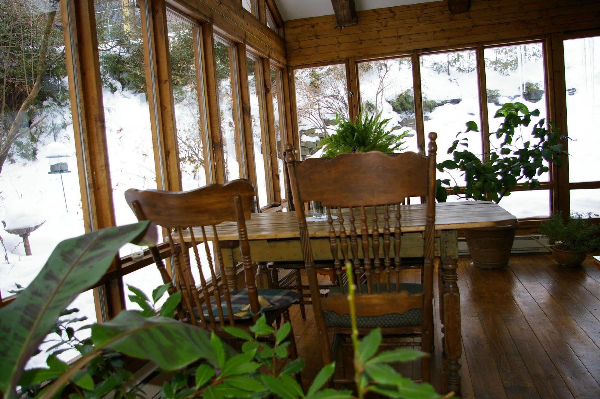 Auberge Du Maitre Forgeron Beaupré Eksteriør billede